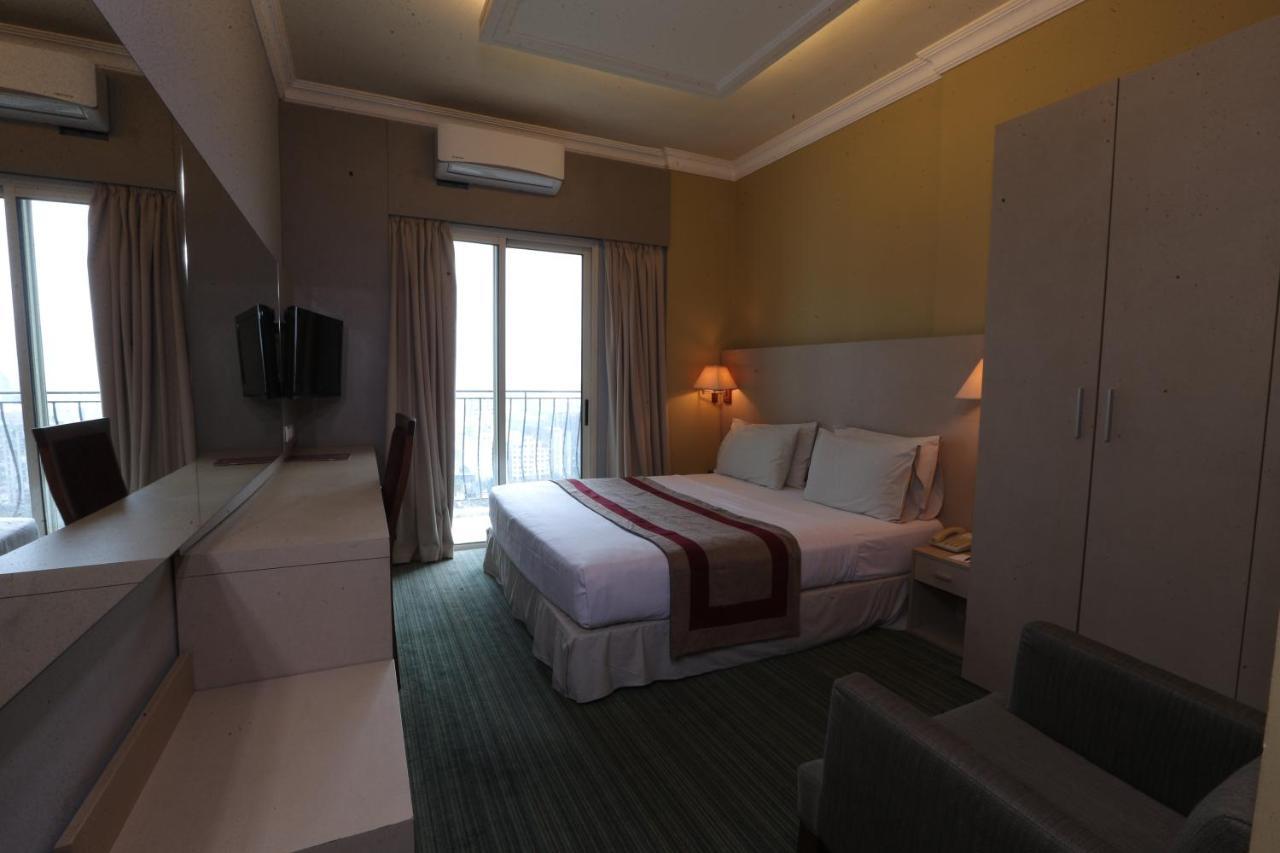 Padova Hotel Beirut Exterior photo
